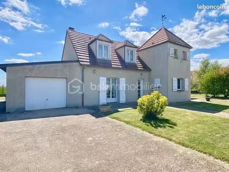 maison 8 pièces 180 m²