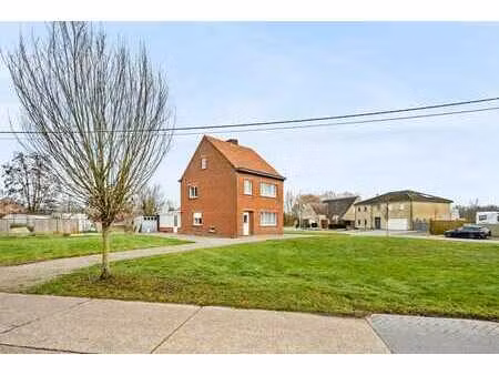 maison à rénover avec possibilité de lotissement à veerle.