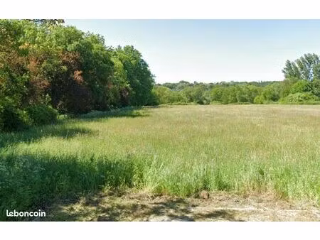 terrain 1 200 m² rauzan