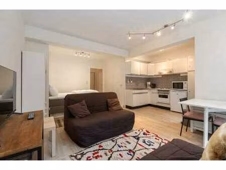 studio rénové a vendre près de la digue à coxyde!