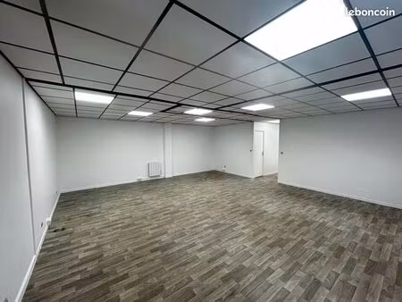 bureaux 113 m² lisses