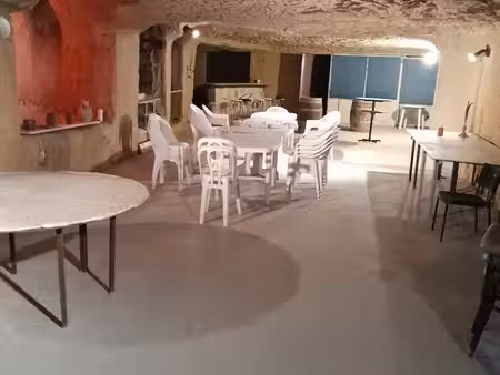 grande cave pour reunions