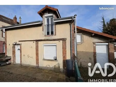 maison 3 pièces 65 m²
