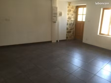 maison de village libre de suite 2 chambres