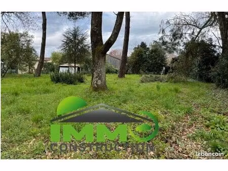 terrain 600 m² la lande de fronsac