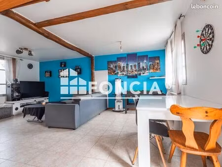 belle maison de 67m2 loi carrez en 3-4 pièces duplex et 78 50m2 au sol avec 400m2 de terra