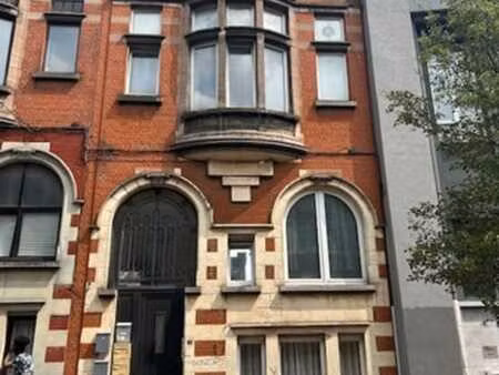 immeuble 6 unites en ordre d'urbanisme