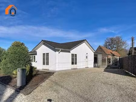 charmante maison 4 façades de plain-pied