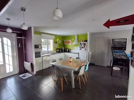 maison familiale rénovée – lumineuse – dépendance – borne ve