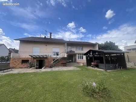 maison 5p et maison 3p louée sur environ 10 ares