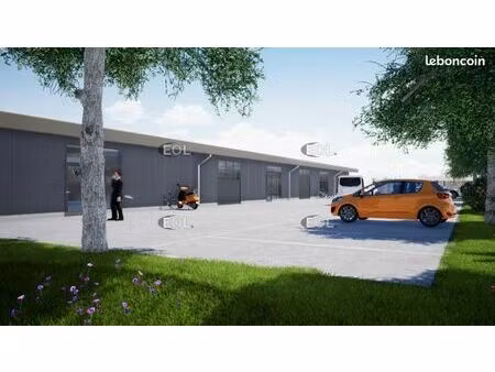 local d'activité 1 535 m²