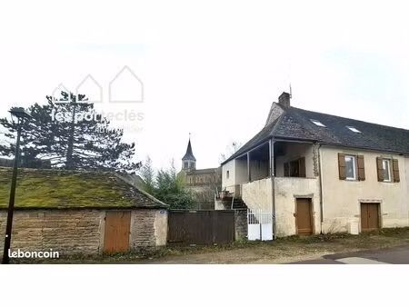 maison de village 4 pièces 65 m²