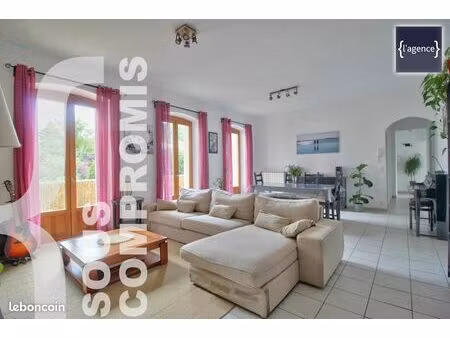 appartement 5 pièces 102 m²