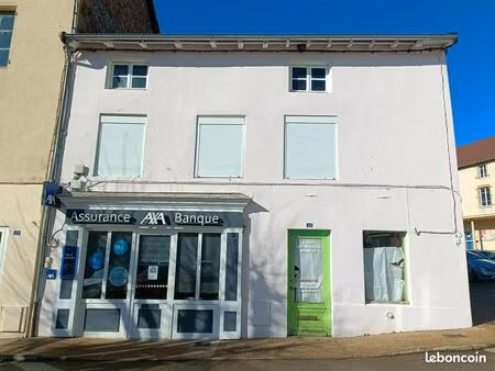 immeuble 136 m² chauffailles