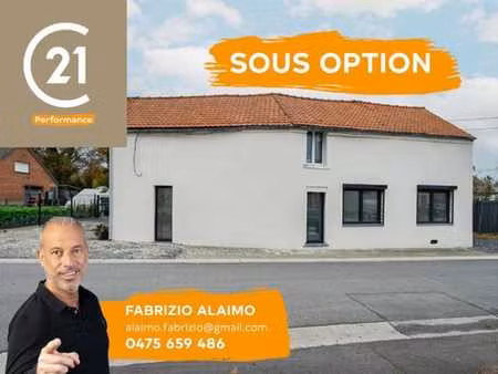 sous option - maison 4 faç. 3 ch. rénovées avec parkings et