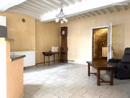 maison de village 3 pièces 102 m²