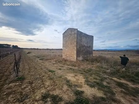 terrain agricole avec un mazet