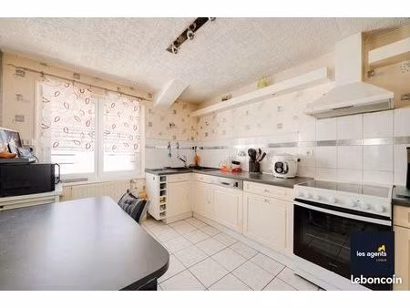 appartement 4 pièces 110 m²