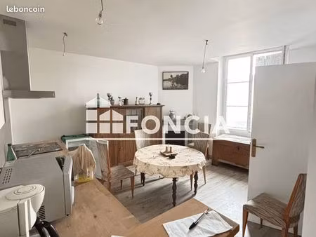 immeuble à usage mixte  habitation / location / local commercial