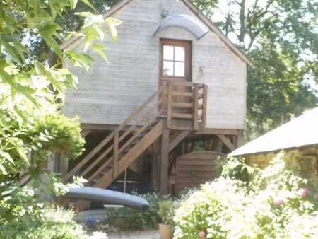 loft dans très beau cite arboré