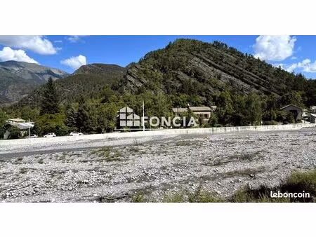 immeuble à rénover 281m2