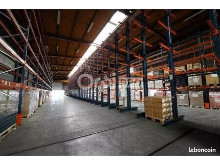 local d'activité 3 480 m²