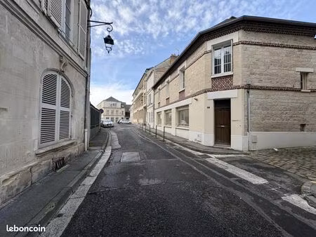 local commercial 113 m² laon