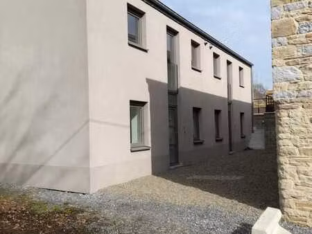 à louer - appartement de 90 m² dans un cadre verdoyant