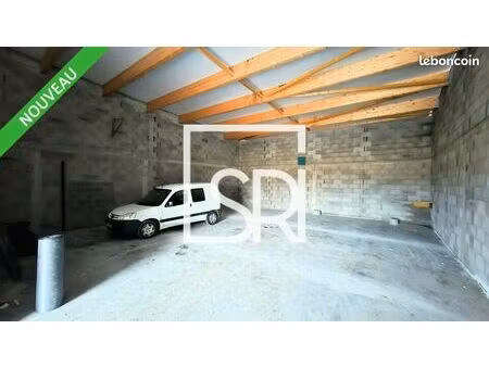 entrepot - logistique 189 m² aulnat