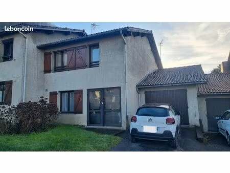 propriété 5 pièces 103 m²