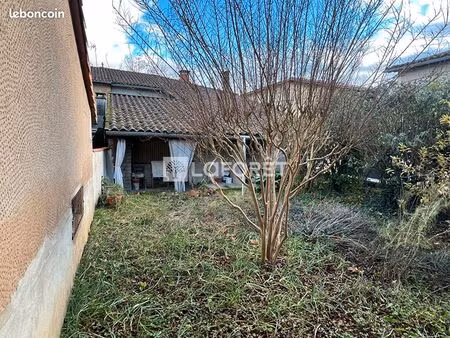 maison 8 pièces 135 m²
