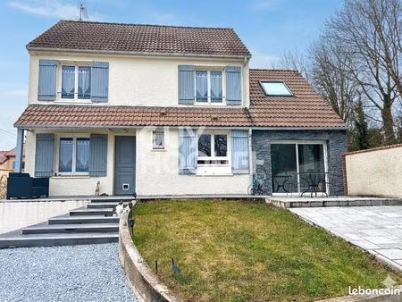 maison 7 pièces 180 m²