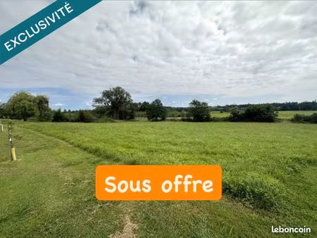 terrain 5380 m² eauze