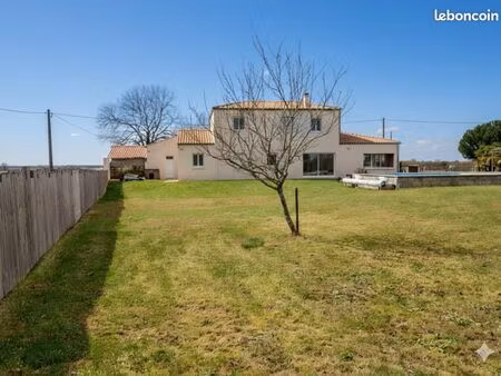 maison 5 pièces 160 m²