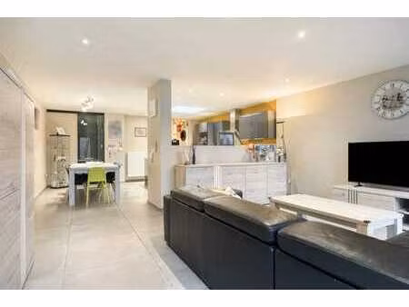 maison familiale prête à emménager avec 5 chambres à puurs