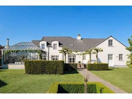 hoogwaardig afgewerkt landhuis met 4 slaapkamers en uniek...