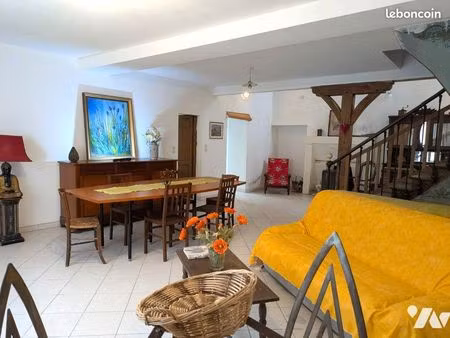 maison 4 pièces 136 m²