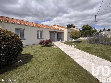 maison 6 pièces 121 m²