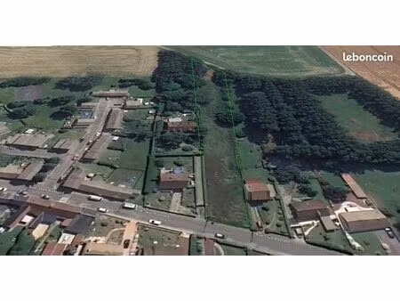 terrain constructible de 2588m2