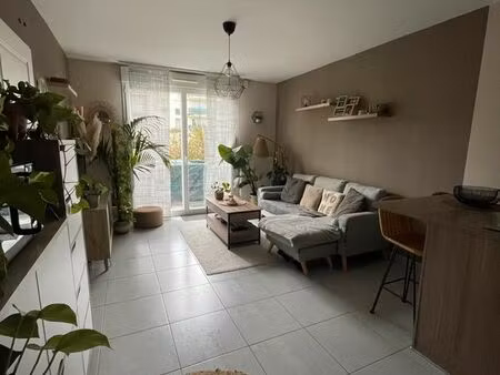 à vendre – appartement 2 pièces avec grand jardin privatif – quartier calme