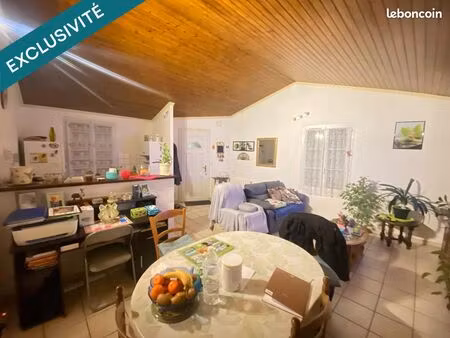 immeuble 199 m² mauze-sur-le-mignon