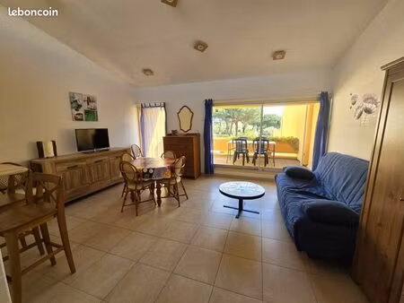 t2 lumineux avec balcon sans vis à vis