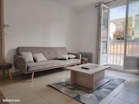 t2 meublé 47 m² – angoulême centre – lumineux – proche commodités