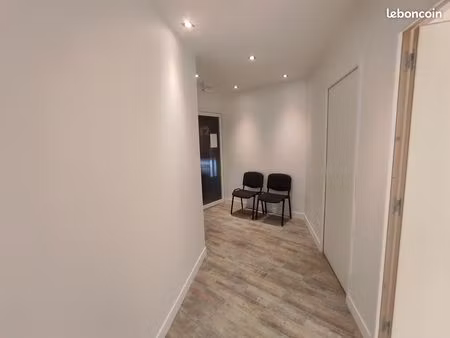 bureau professionnel charges incluses