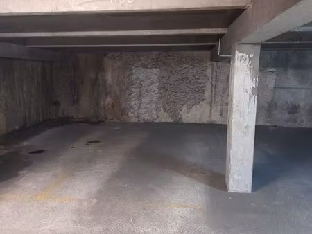 parking a vendre versailles