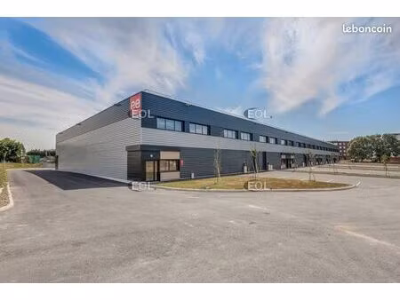 local d'activité 466 m²