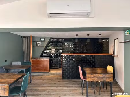 commerce et murs commerciaux restaurant