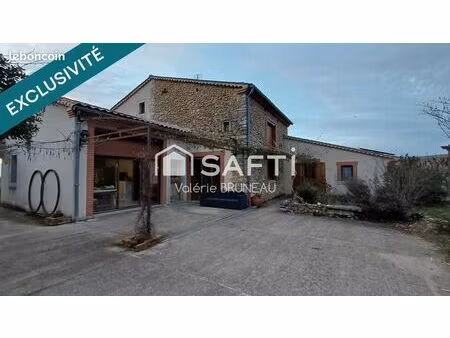 maison 10 pièces 230 m²