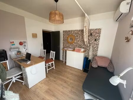 bureau 12m2 dans cabinet pluridisciplinaire période avril - septembre 2026