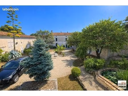 ferme 7 pièces 220 m²